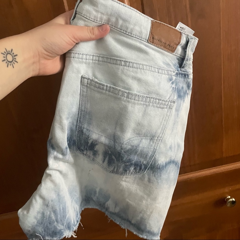 AE Acid Washed Distressed Shorts